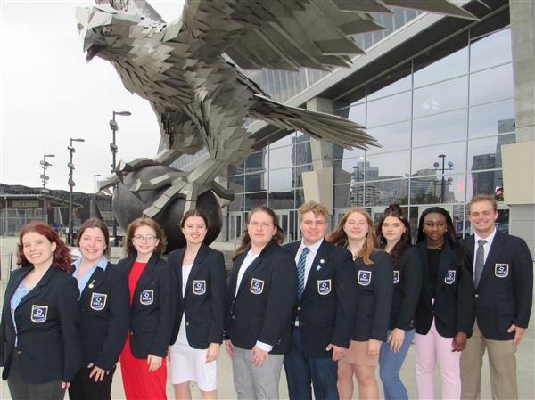 2021-22 CRHS DECA ICDC Maximize Your Momentum